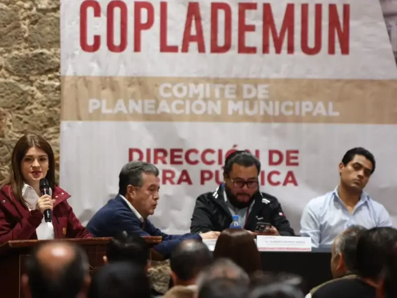 Bety Sánchez trabajará con obras comunitarias de la mano de Alejandro Armenta