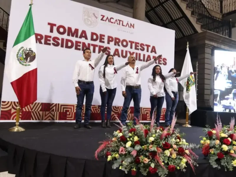 Bety Sánchez toma protesta a presidentes auxiliares: “Trabajemos sin divisiones y por amor a Zacatlán”
