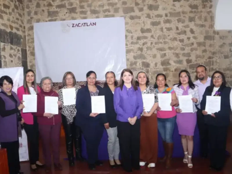 Ayuntamiento de Zacatlán y escuelas instalan la Red Violeta