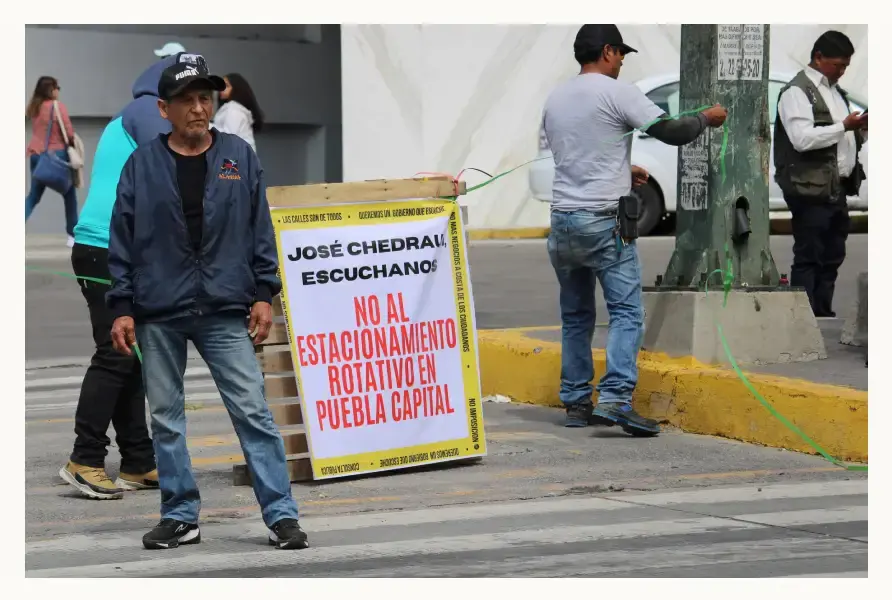 Por quinto día consecutivo, vecinos se manifiestan contra parquímetros en Puebla  