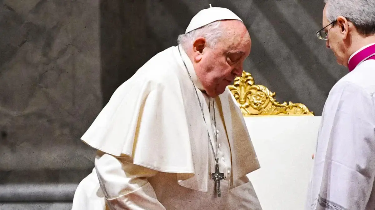 Vaticano reporta que Papa Francisco está grave de salud; sufrió crisis respiratoria