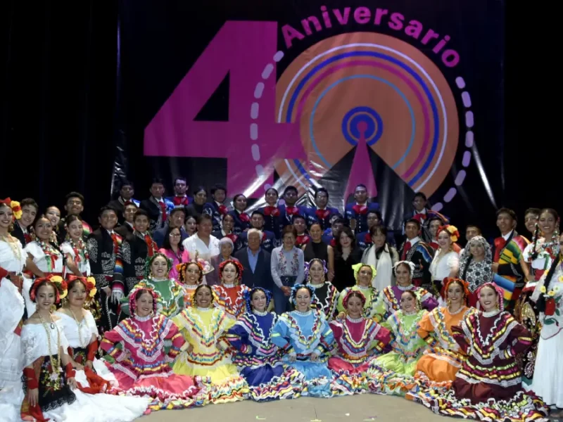 Ballet Folklórico BUAP cumple 40 años de compartir las raíces culturales de México