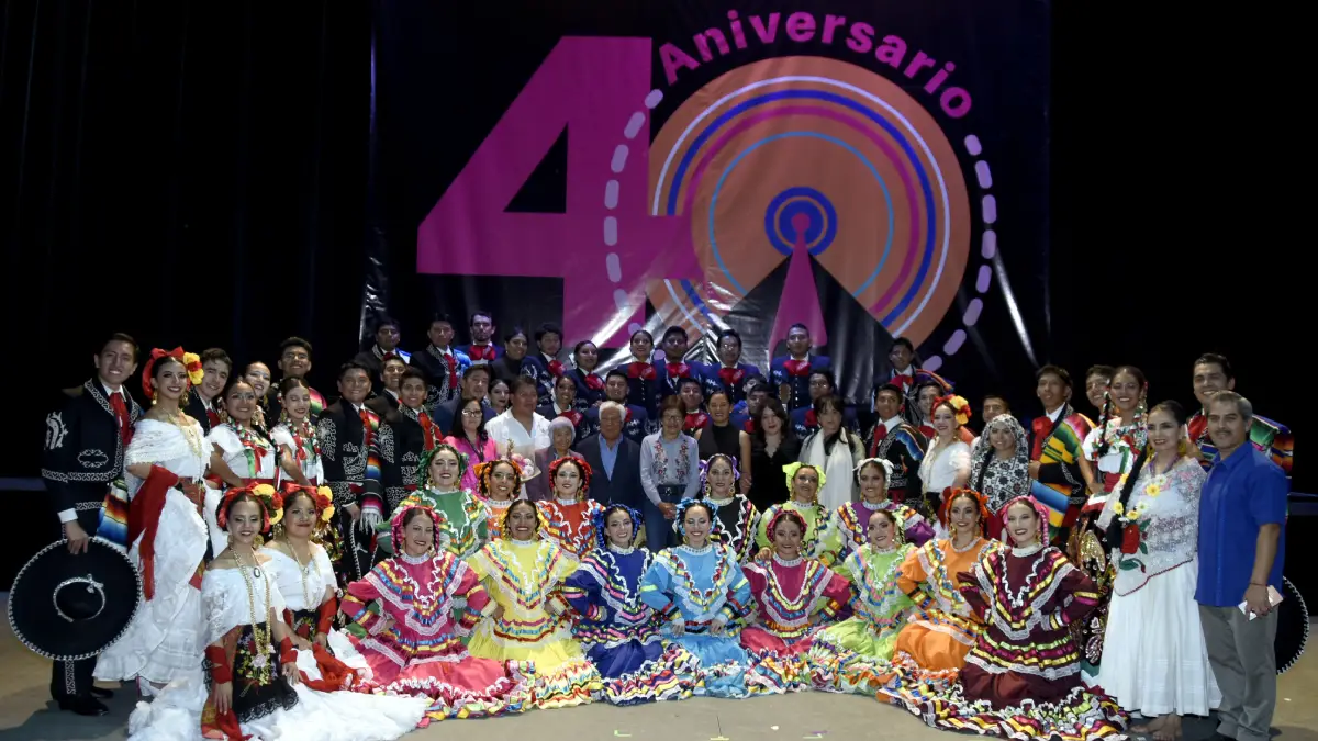 Ballet Folklórico BUAP cumple 40 años de compartir las raíces culturales de México