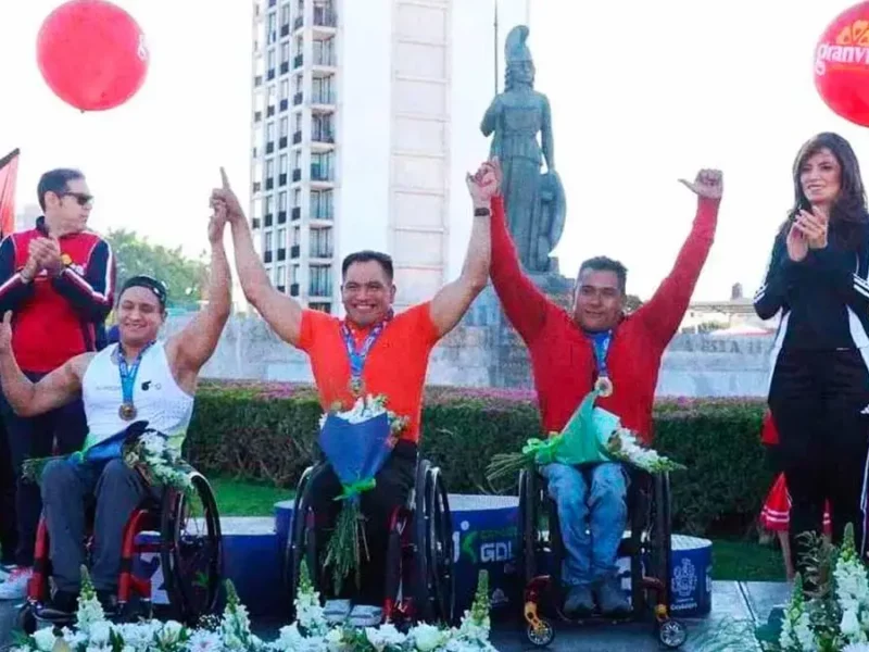 Paratletas poblanos se suben al podio del Medio Maratón de Guadalajara 2025