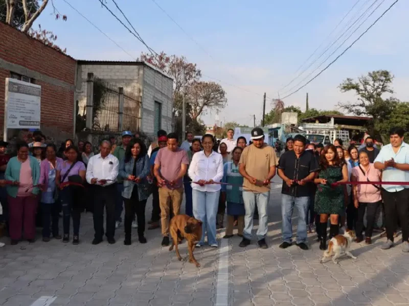 Ariadna Ayala impulsa desarrollo de juntas auxiliares de Atlixco con obra pública