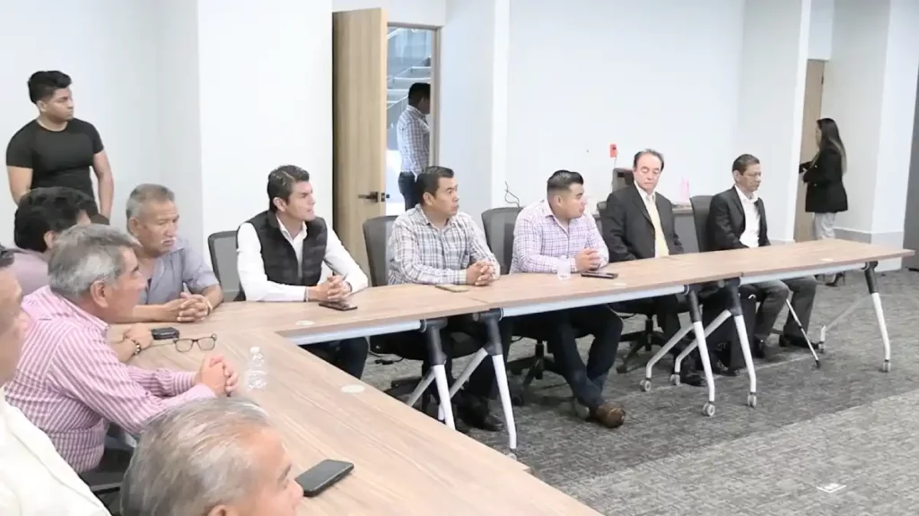 Reconocen en Congreso labor de presidentes auxiliares