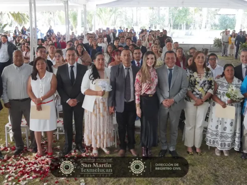 Se llevan a cabo 100 matrimonios comunitarios en la hacienda San Cristóbal Polaxtla en San Martín Texmelucan