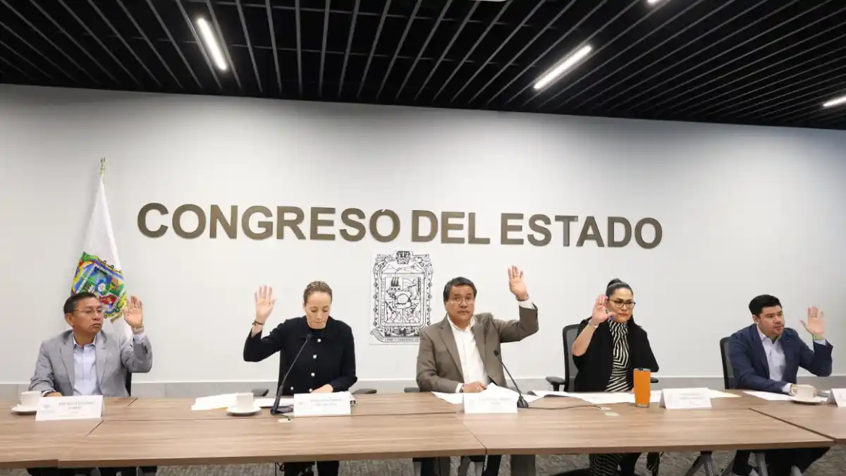 Avalan en Comisión del Congreso reformas para que SMT cuente con atribuciones exclusivas para vigilar vialidades estatales