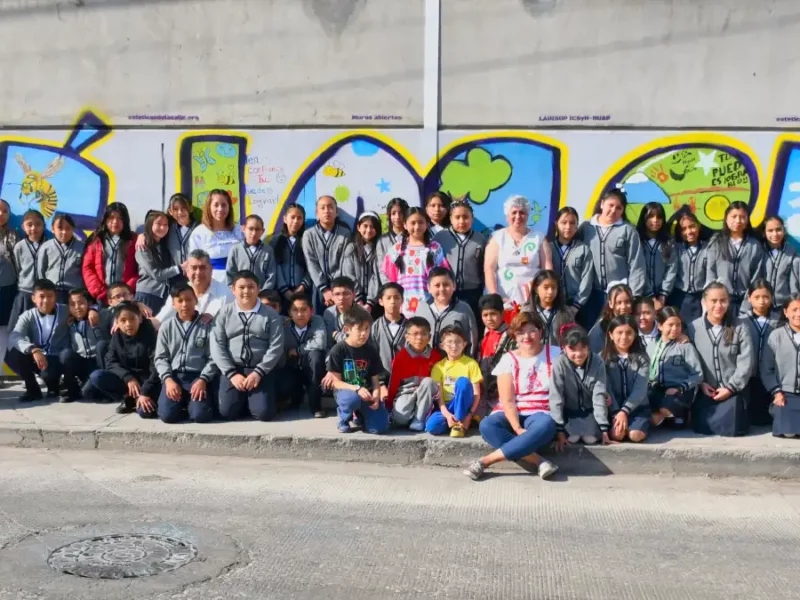 Impulsa la BUAP identidad cultural y lenguas maternas en escolares, a través del arte muralista
