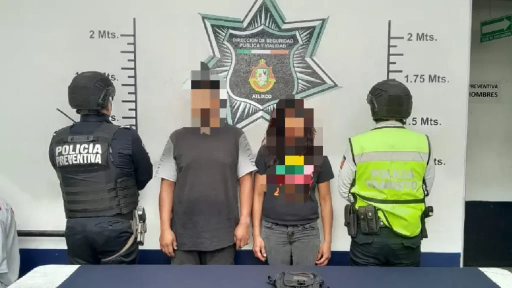 Policía de Atlixco detiene a dos personas por delitos contra la salud