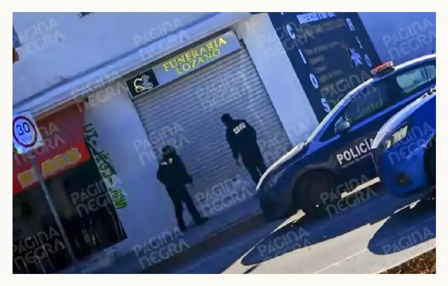 Denuncian a policía municipal de Puebla por presionar a deudos para contratar a funeraria