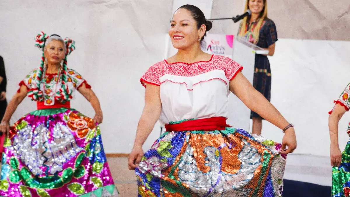 Impulsa Lupita Cuautle la identidad cultural con Ballet Folclórico Municipal
