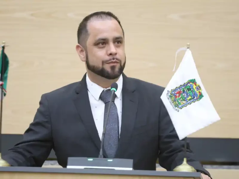 Recibe Congreso iniciativa para clarificar el procedimiento de elección de Gobernador Substituto