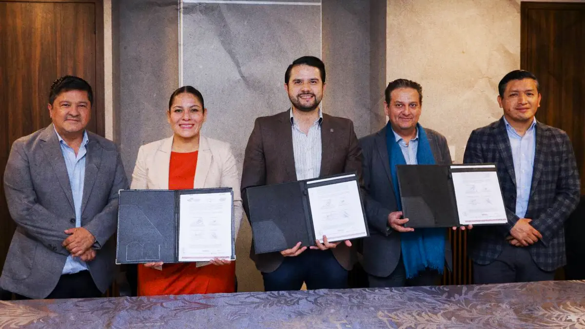Gobierno de San Andrés Cholula y CANACINTRA firman convenio para fortalecer el crecimiento económico y la inversión local