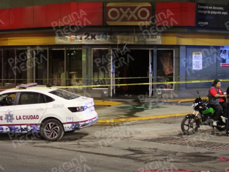 Matan a dos policías municipales e incendió un Oxxo en Bosques de San Sebastián, Puebla