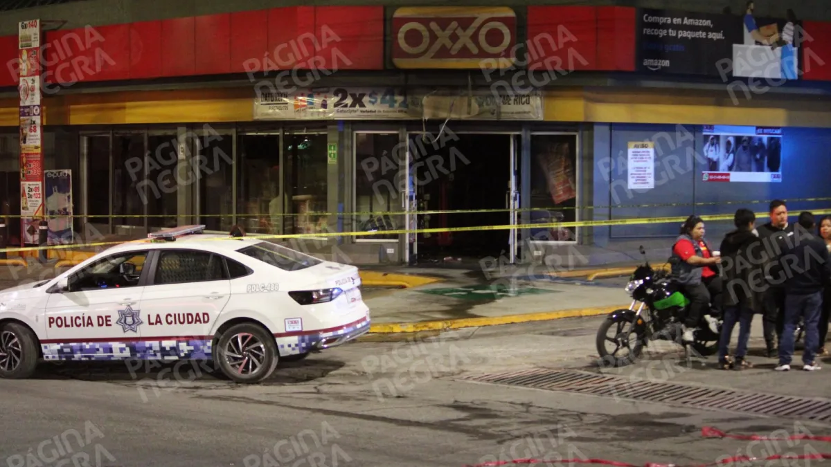 Matan a dos policías municipales e incendió un Oxxo en Bosques de San Sebastián, Puebla