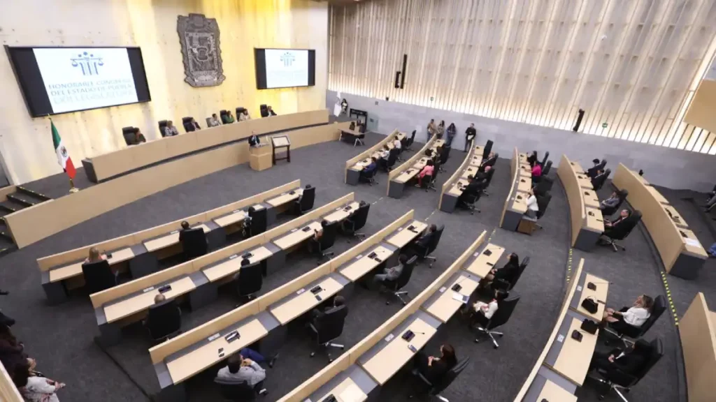 Continúa conmemoración por el Bicentenario de la Constitución del Estado de Puebla