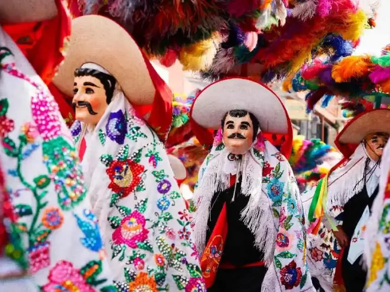 Más de mil huehues danzarán en Puebla capital el primer domingo de marzo 2025 