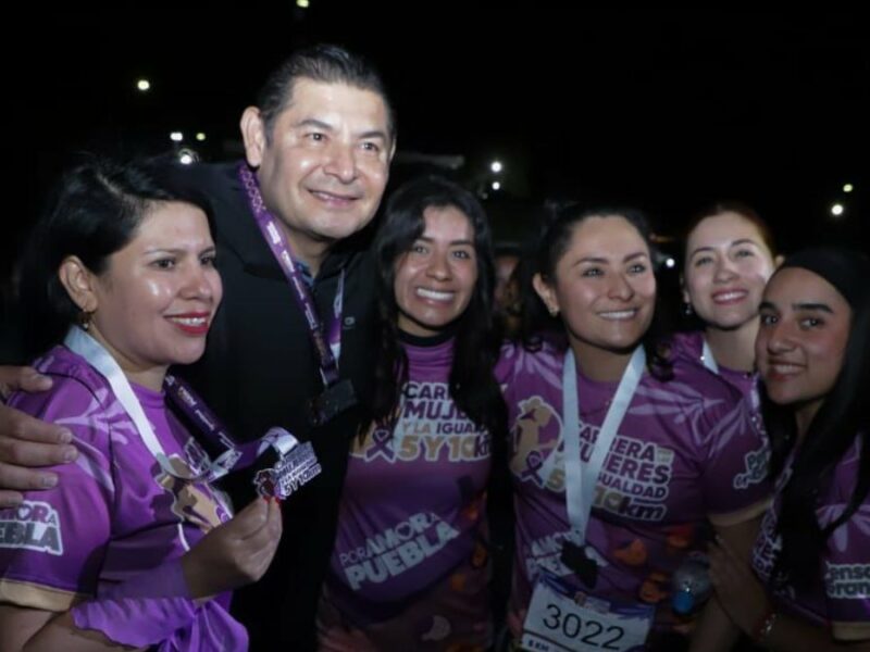 Todo un éxito la primera Carrera de la Mujer