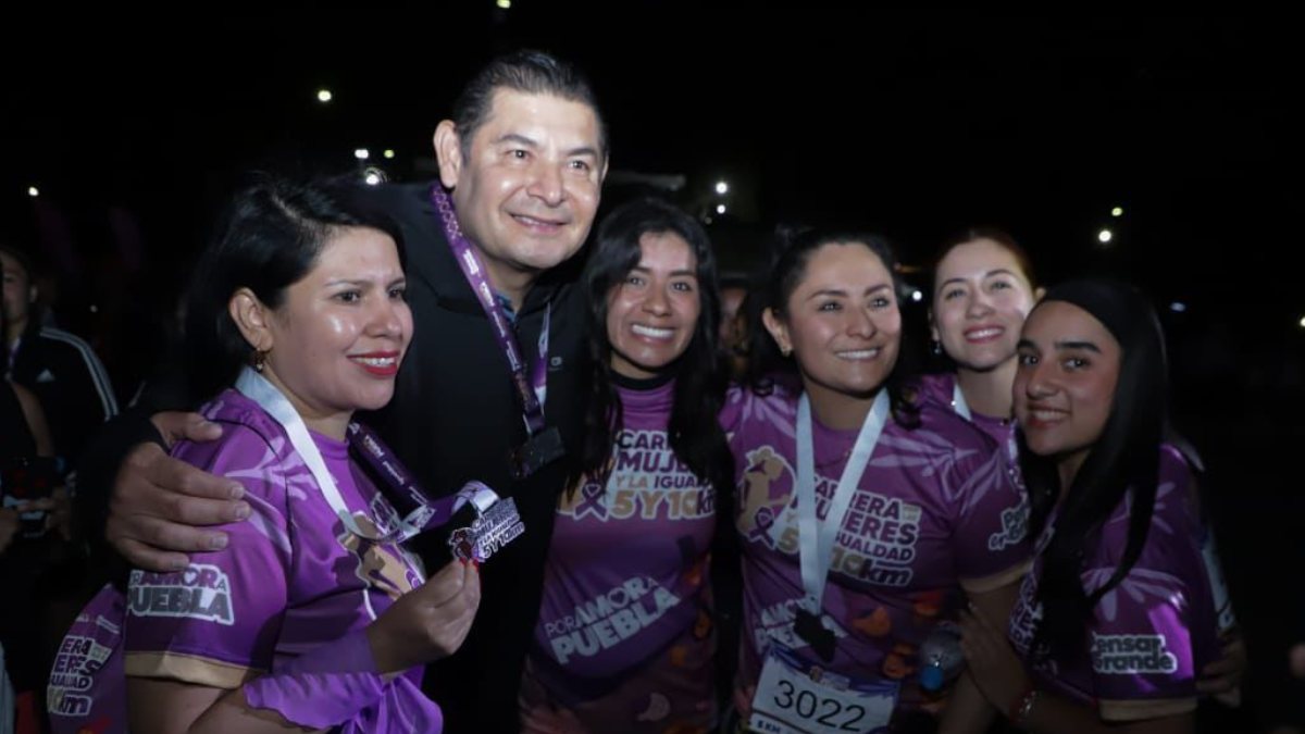 Todo un éxito la primera Carrera de la Mujer