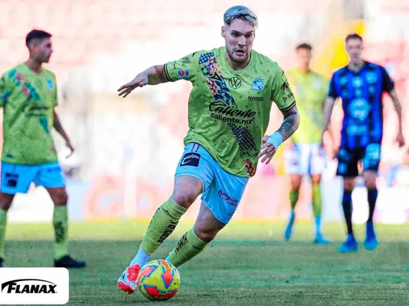 Emiliano Gómez sufre convulsión en el juego Club Puebla vs Querétaro del Clausura 2025