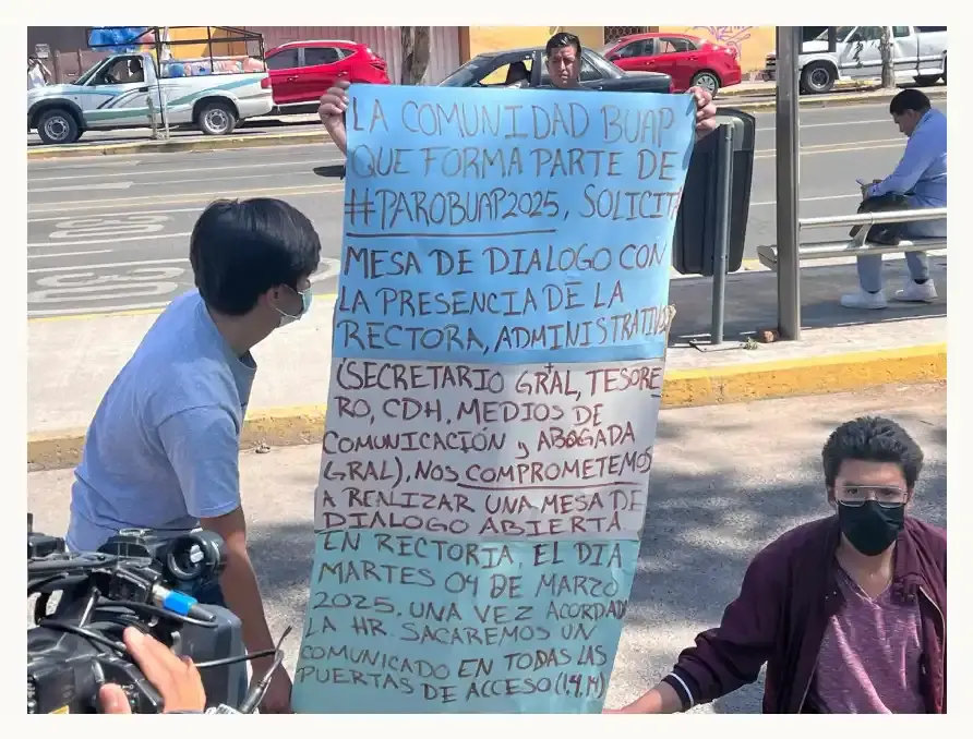 Rectora de la BUAP instaló mesas de diálogo para atender demandas de estudiantes en paro