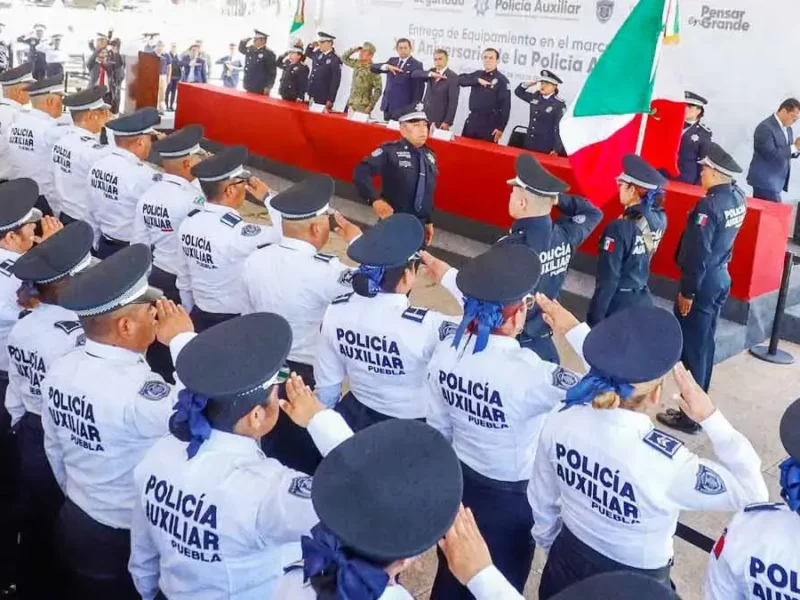 Alejandro Armenta anuncia aumento de 15% a salario de policías auxiliares de Puebla este 2025  