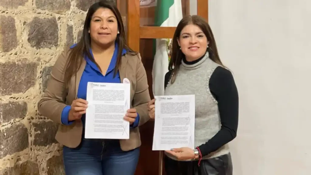 Ayuntamiento de Zacatlán y SEDIF firman convenio para brindar desayunos calientes a niñas y niños de educación básica