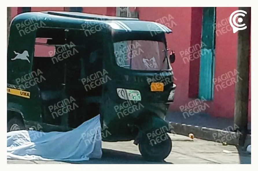 Motociclista mató a balazos a mototaxista en Chietla, Puebla; la víctima iba acompañado de niños