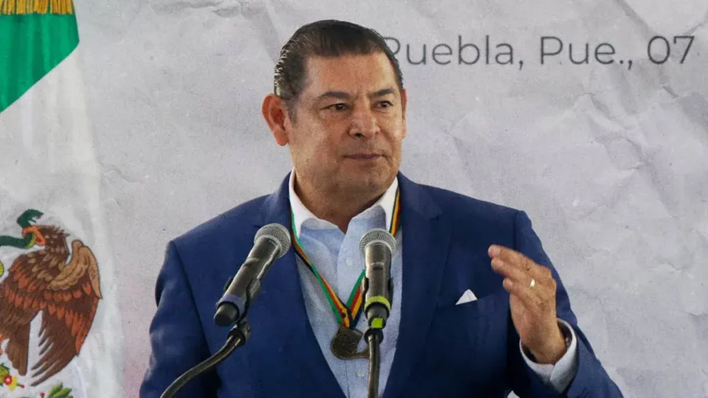 Alejandro Armenta propone elecciones para renovar el Poder Judicial de Puebla en 2027