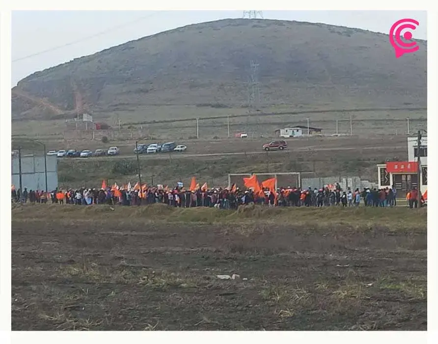 Fracasa evento de la candidata de Movimiento Ciudadano en Chignahuapan, pese acarreo de “El Moco”