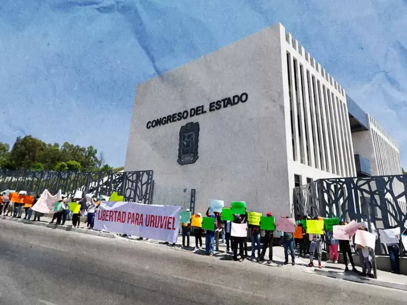 Vecinos de Ciudad Serdán y Tlachichuca bloquean el Congreso; exigen liberación de los González Vieyra