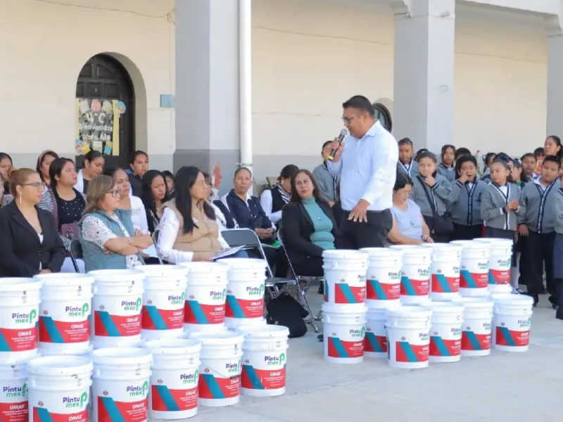 Ariadna Ayala comprometida con la educación de Atlixco