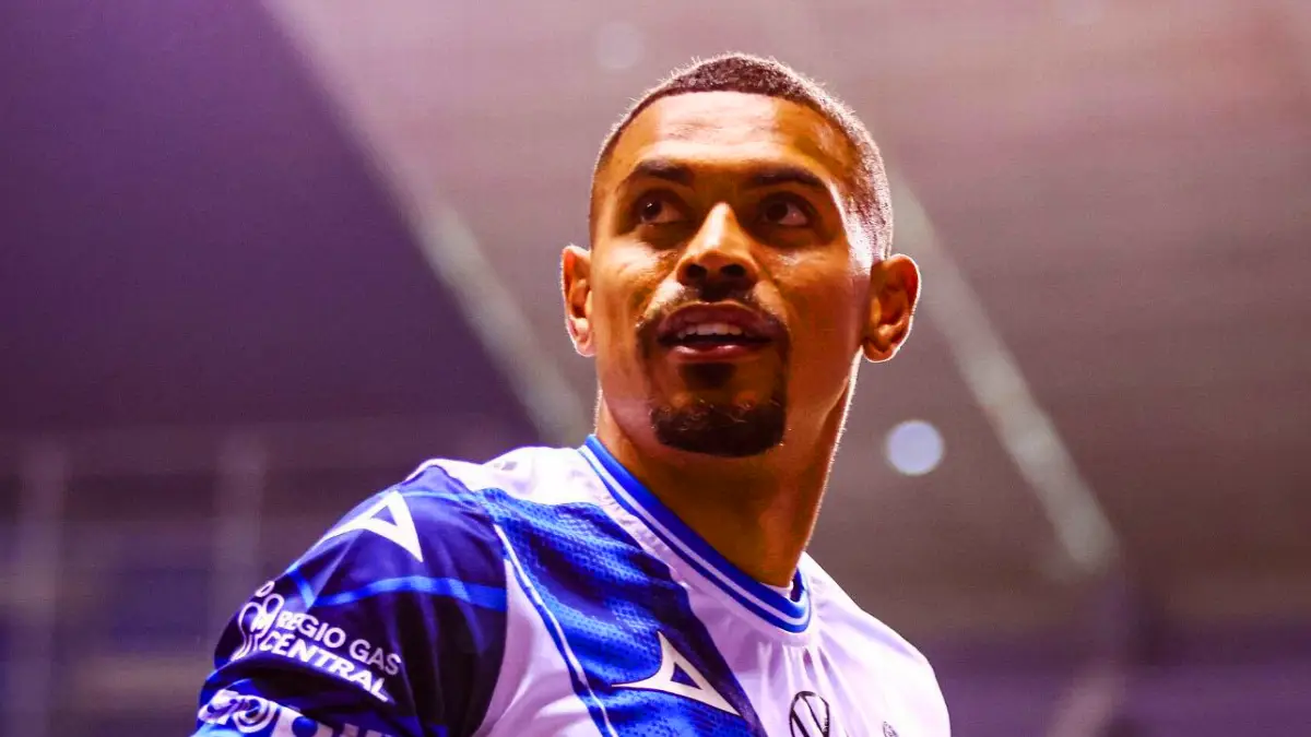 Emanuel Gularte niega que directiva del Club Puebla condicione salario para lograr buenos resultados 