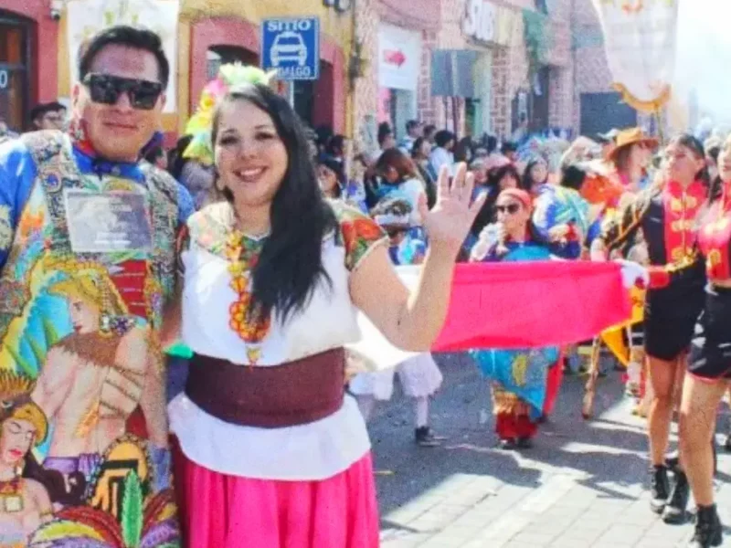 Según los cronistas de Cholula, Tonantzin Fernández es la primera presidenta en la historia del Carnaval que participa y desfila con los batallones