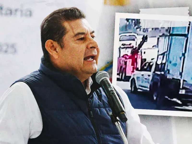 Alejandro Armenta ordena investigación contra policías estatales grabados durante presunto robo de carga en Puebla 