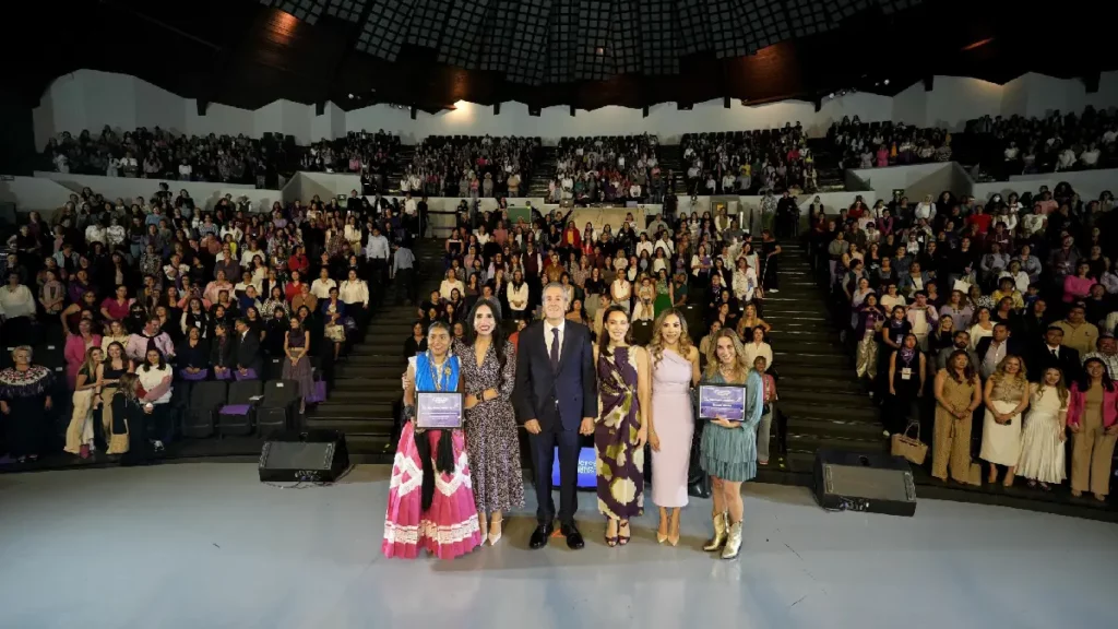 Impulsa Gobierno de la Ciudad la igualdad y equidad de género durante el evento "Mujeres Imparables, Mujeres que Inspiran"