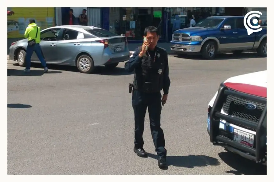 Detienen a tres hombres con arma y camioneta robada en San Jerónimo Caleras, Puebla