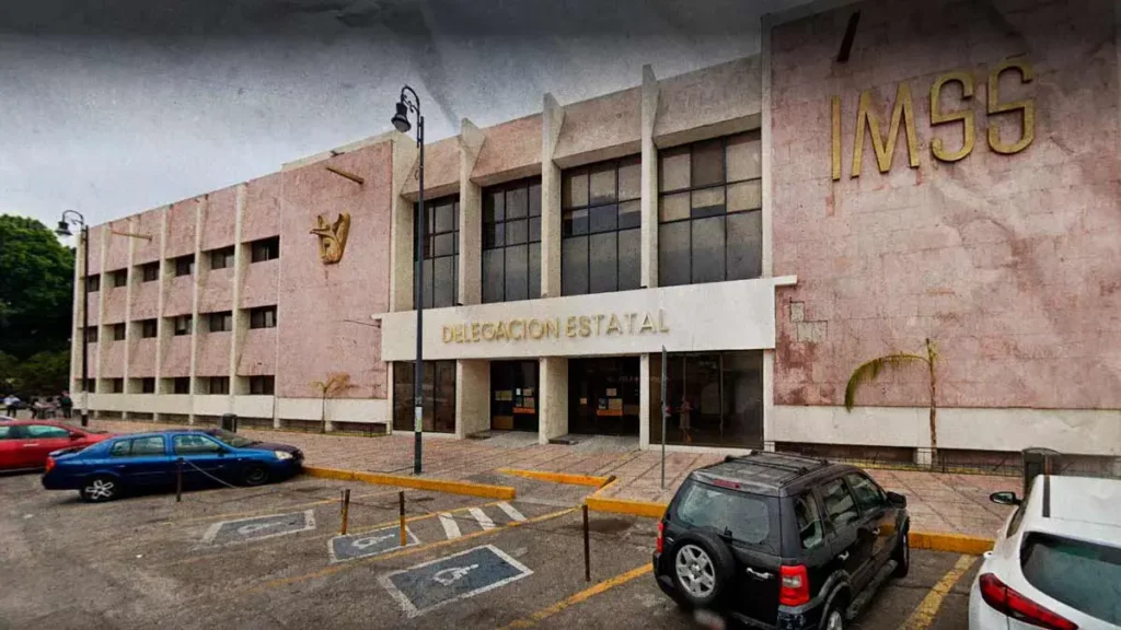 Proveedor de la Delegación IMSS Puebla acusa “mordida” del 20% por cada factura