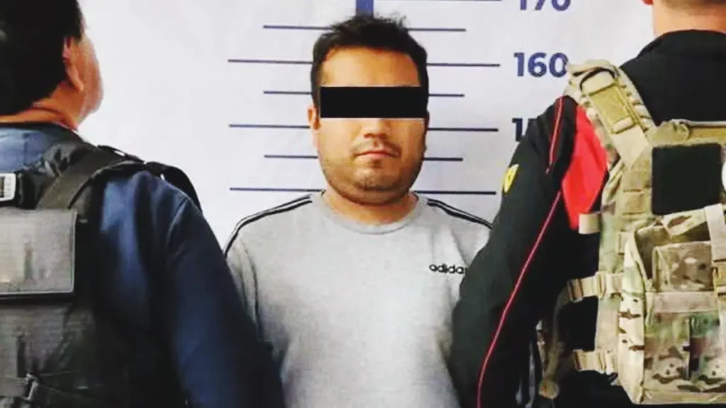 Detienen a gerente de agencia “El Ángel” en CDMX, denunciado por fraude automotriz en Puebla
