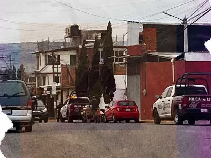 A horas de la elección extraordinaria, incendian instalaciones del IEE Chignahuapan; bomberos sofocan el fuego