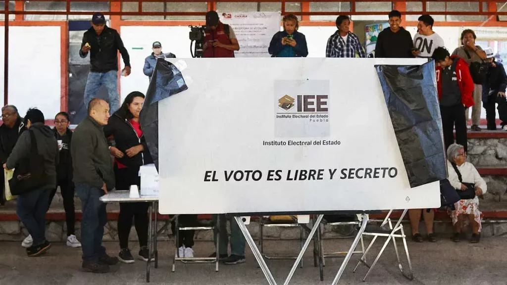 Partidos denuncian mapacheras durante elecciones extraordinarias en Ayotoxco y Xiutetelco, Puebla