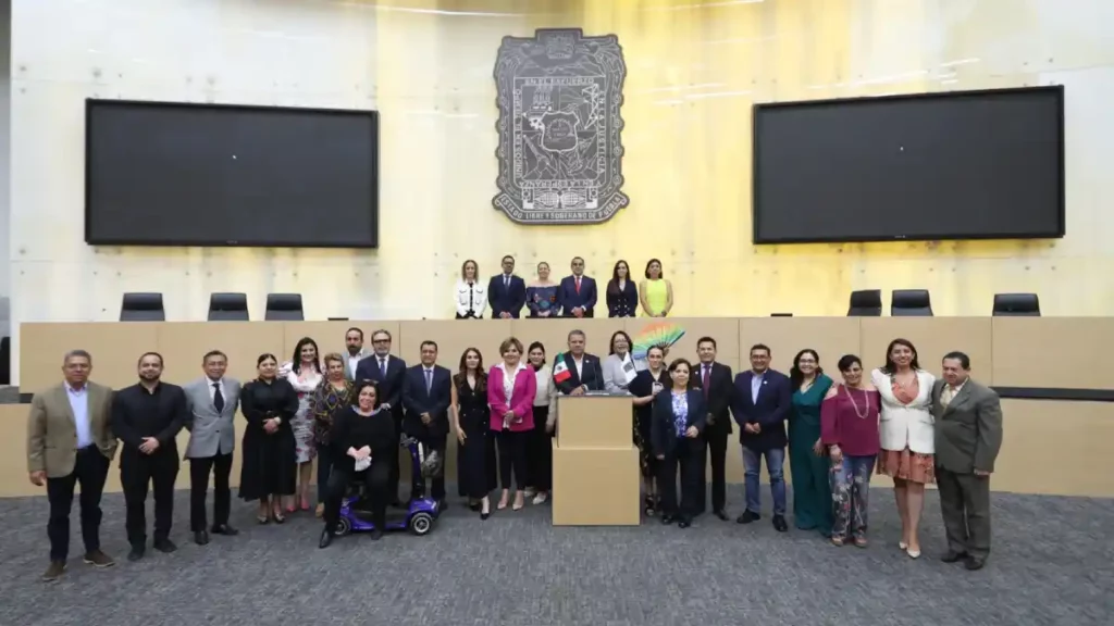 Recibe Congreso iniciativa para mejorar aplicación de la Ley Orgánica Municipal
