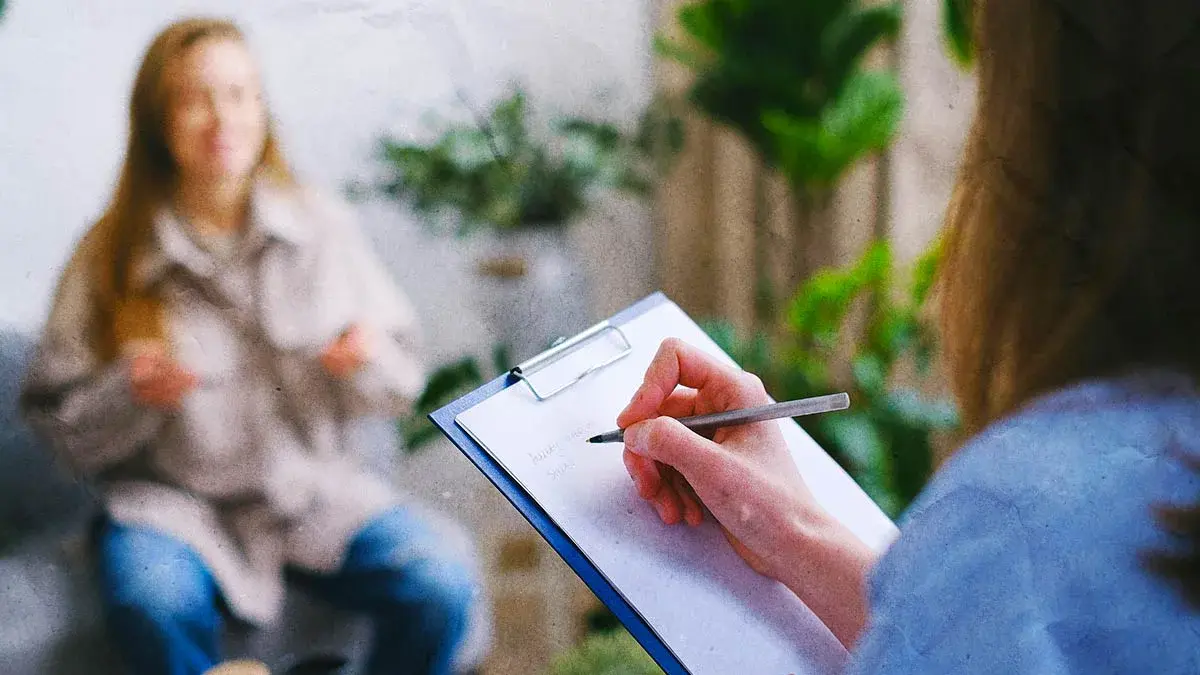 IJMP ofrece atención psicológica gratuita para jóvenes en la capital