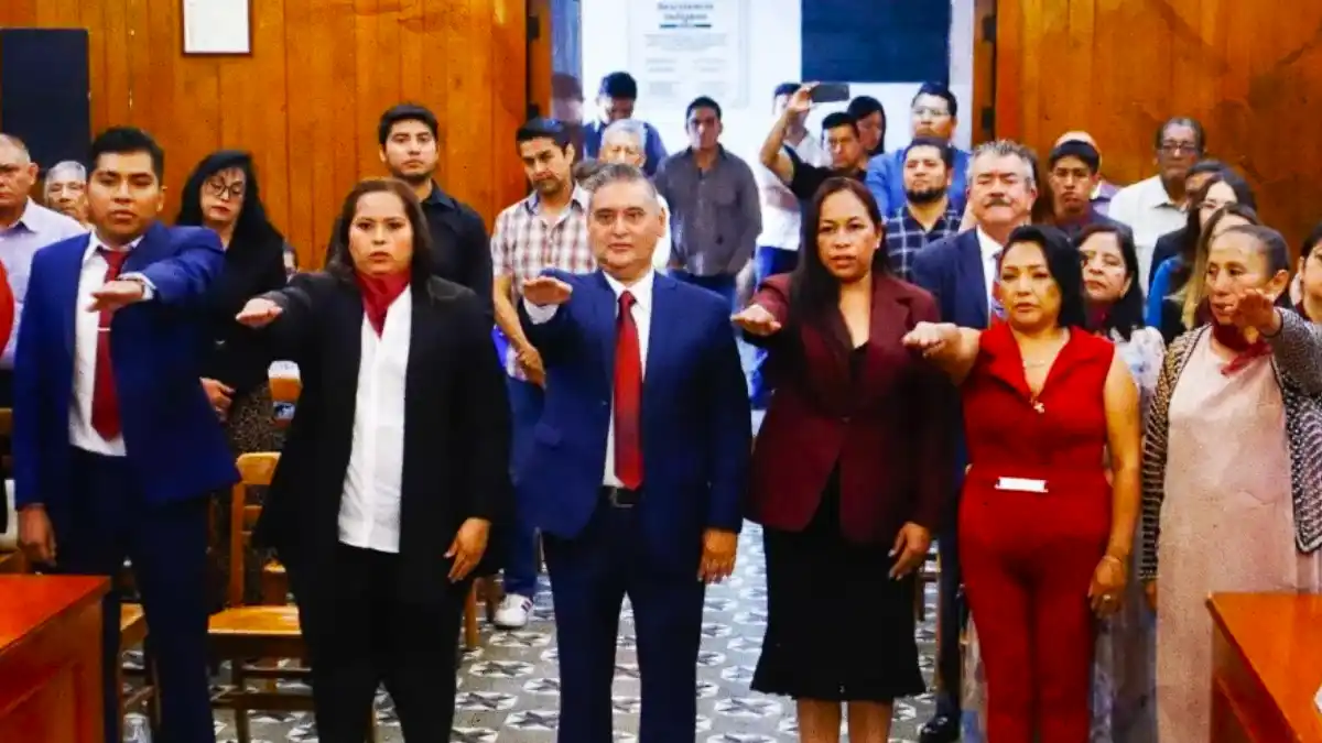 Rinde protesta nuevo presidencia auxiliar de Santiago Momoxpan