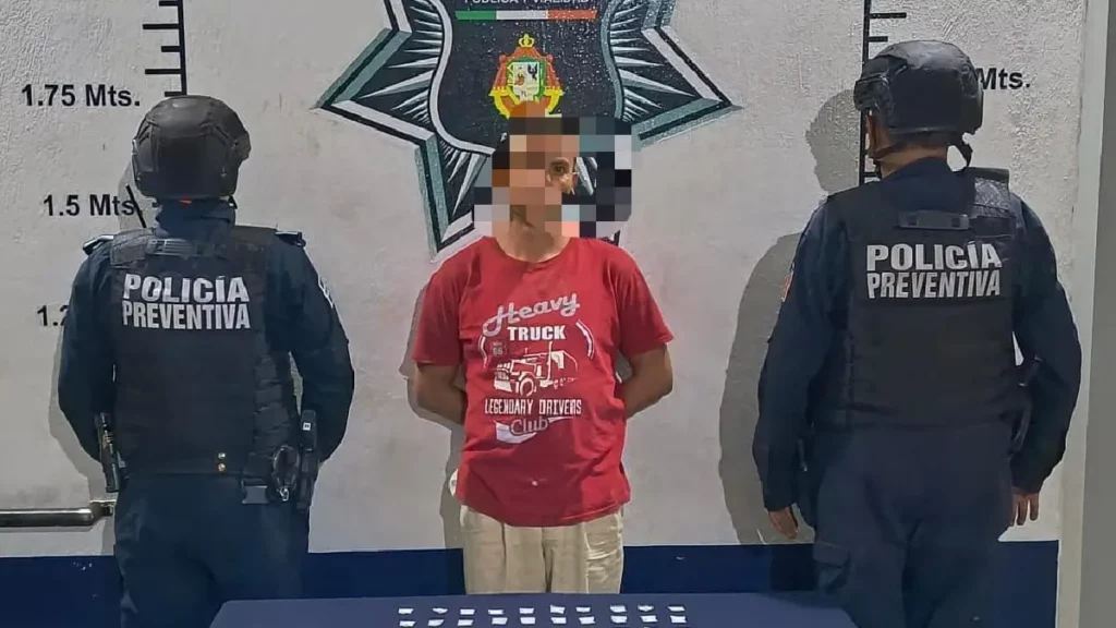 Policías de Atlixco detienen a sospechoso por delitos contra la salud; violó sellos de seguridad