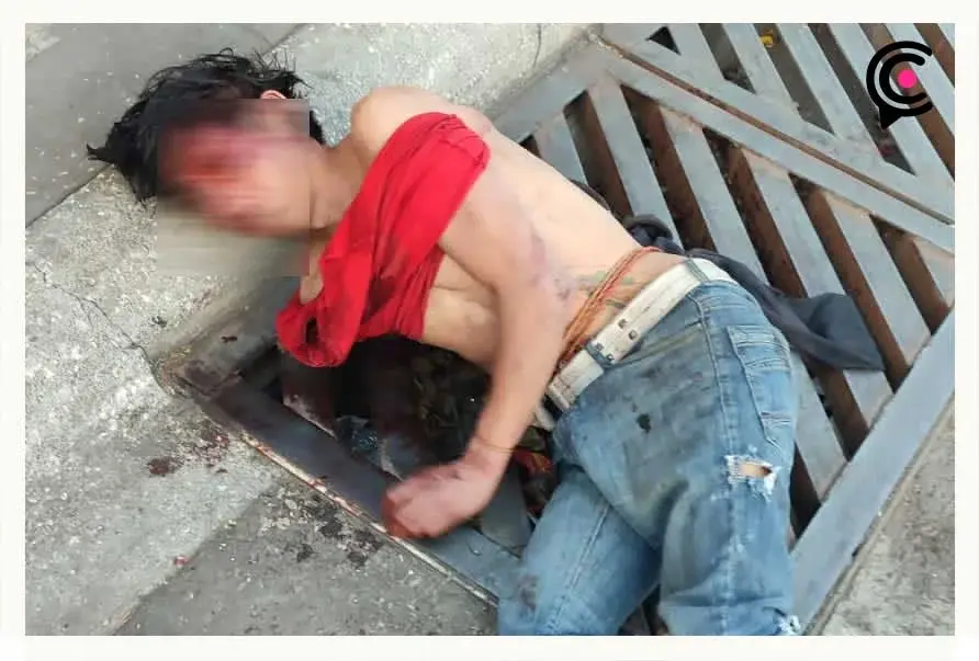 Golpean y amarran a presunto ladrón en Santa María, Puebla