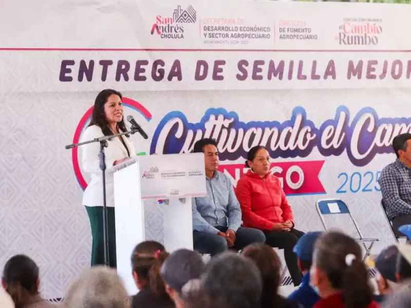 Entrega Lupita Cuautle apoyos para fortalecer el campo en San Andrés Cholula