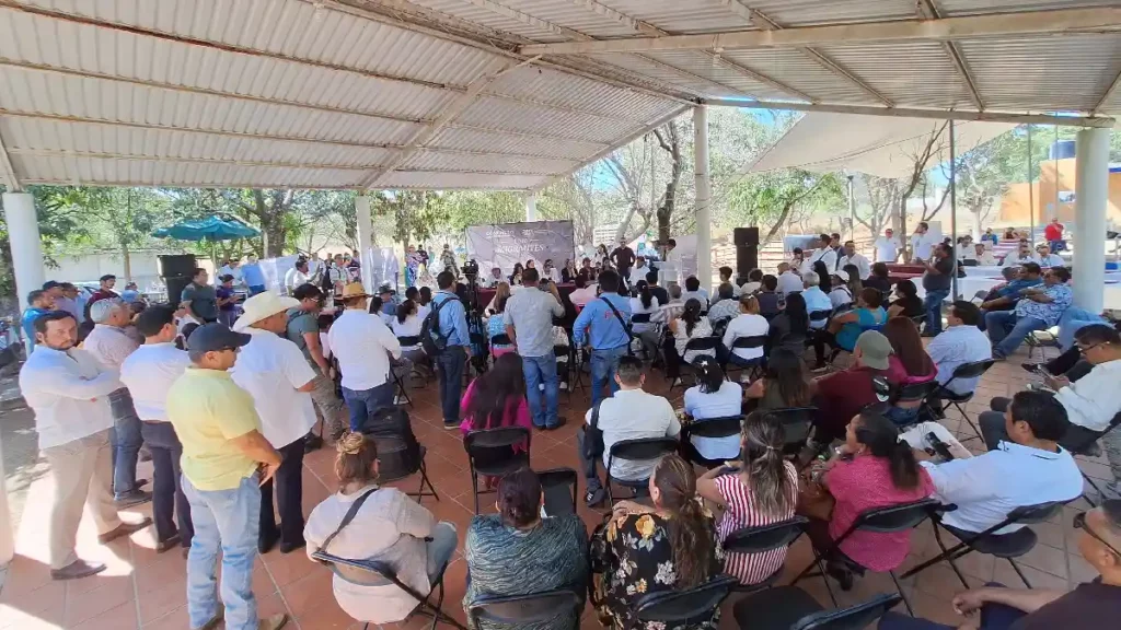 Realiza Congreso del Estado Foro Migrante en Acatlán de Osorio