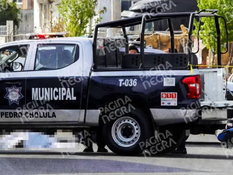 Mujer murió tras derrape de moto en San Pedro Cholula, Puebla; su esposo conducía